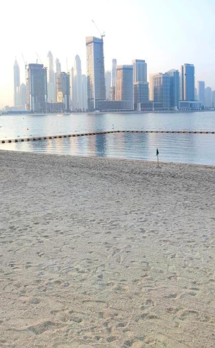 Amazing Apartment With Infinity Pool Dubai Dış mekan fotoğraf